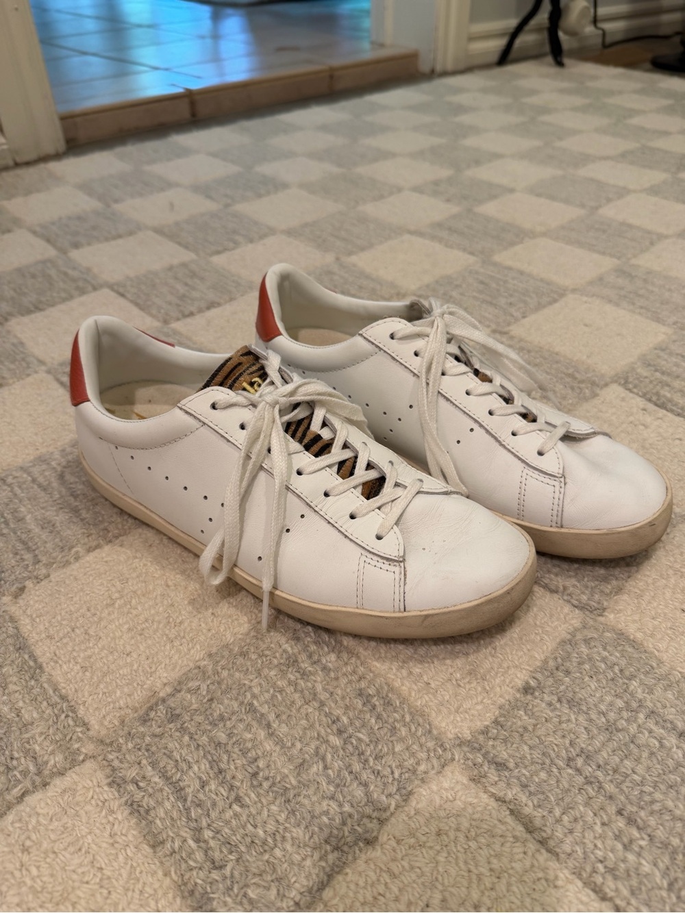 Gola women’s leather sneakers